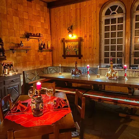 Sunrise & Feriehus *